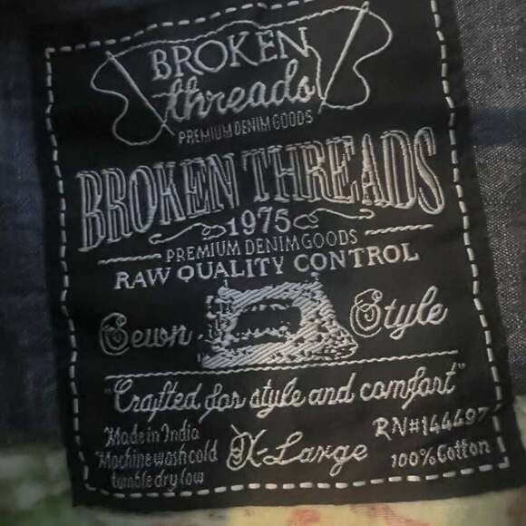 SSLR Men's Hawaiian Shirt Pineapple Blue Yellow Green - Picture 3 of 3